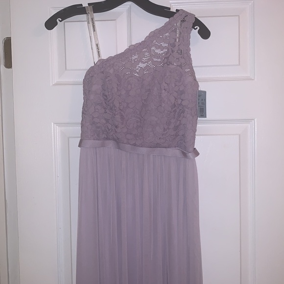 David’s Bridal lilac mesh gown - Picture 4 of 6